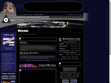 Screenshot of RaveTrax.com in 2005